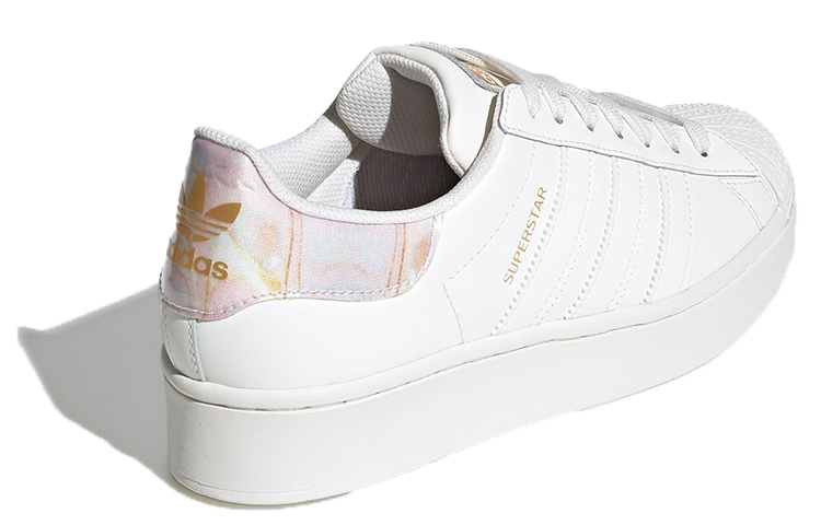 Shop (W) adidas Originals Superstar Bold 'Putih' FY6723