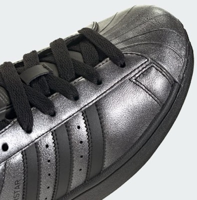 (Women) Adidas Originals Superstar II Sneakers Core Black/Core Black/Iron Metallic IH1598 2