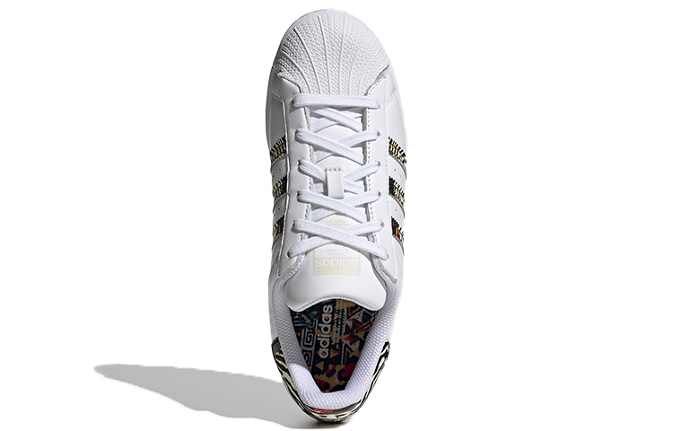 Purchase adidas originals Superstar 斑馬紋 低筒 帆布鞋 女款 白色
