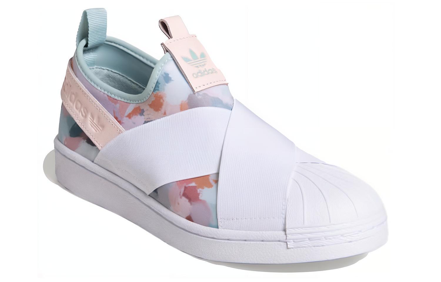 Lookbook adidas originals Superstar 滑入式 女款 白色