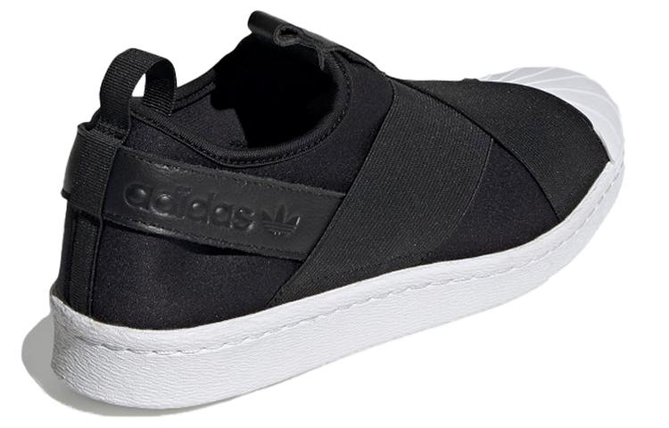 Shop adidas originals Superstar Slip-On 低幫 板鞋 女款 白黑