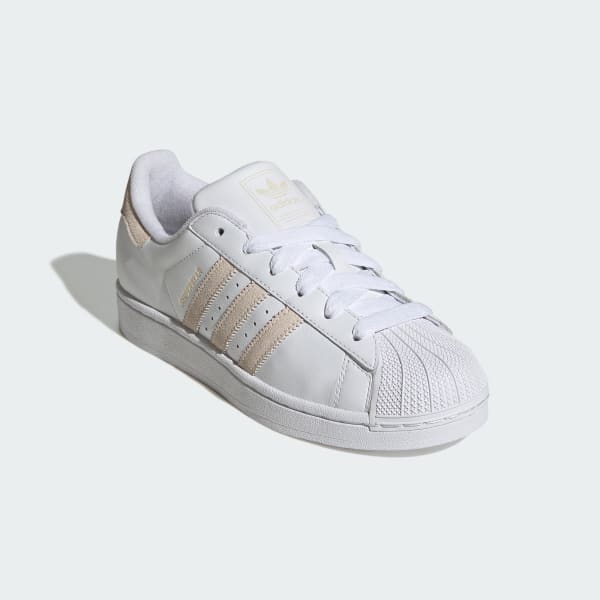 Shop (W) adidas Originals Superstar 運動鞋 白色/米白色/白色 HQ4917