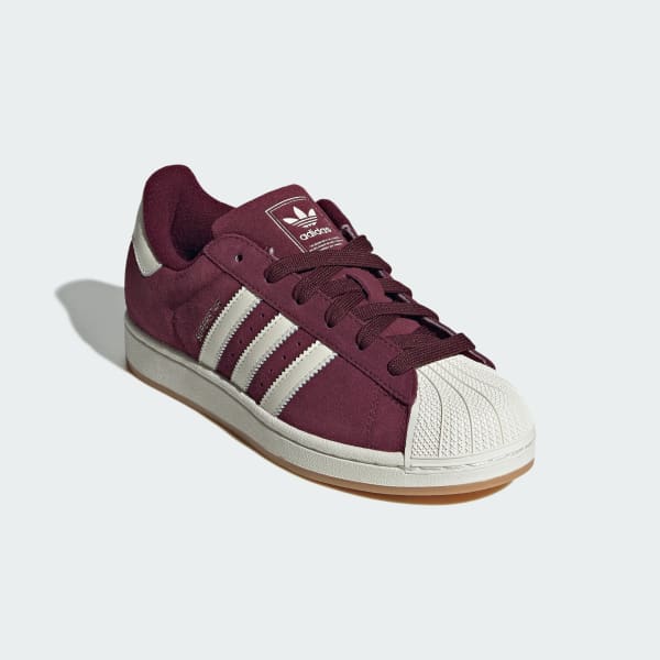 Shop (W) Adidas Originals Superstar Sepatu Merah Marun/Putih Pudar. HQ4913