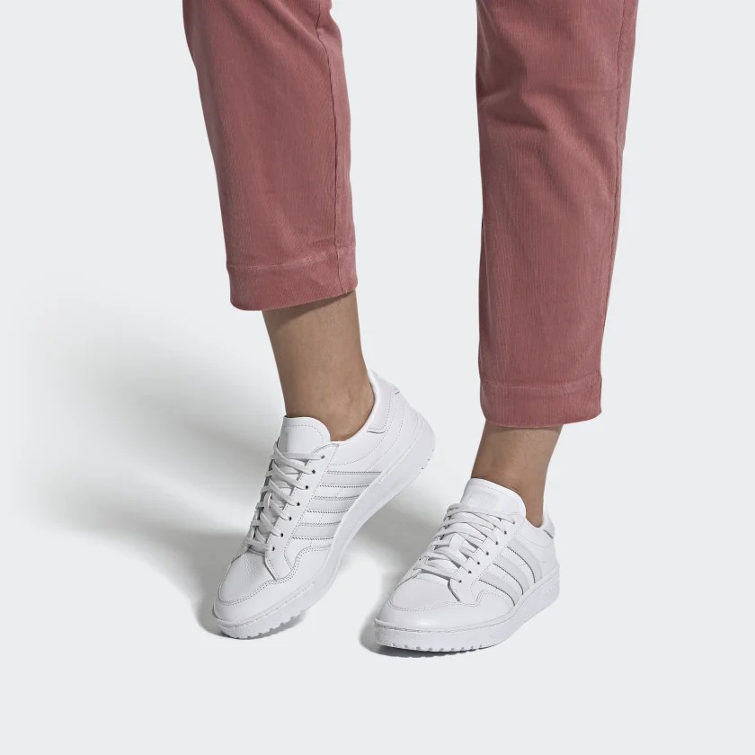 Sizing (W) adidas Originals Team Court Blanco FW5070