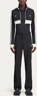 (Women) adidas Originals x AVAVAV FW24 Black Zip-Up Fashion Crop Jacket JD5978 Details for (Women) adidas Originals x AVAVAV FW24 Black Zip-Up Fashion Crop Jacket JD5978