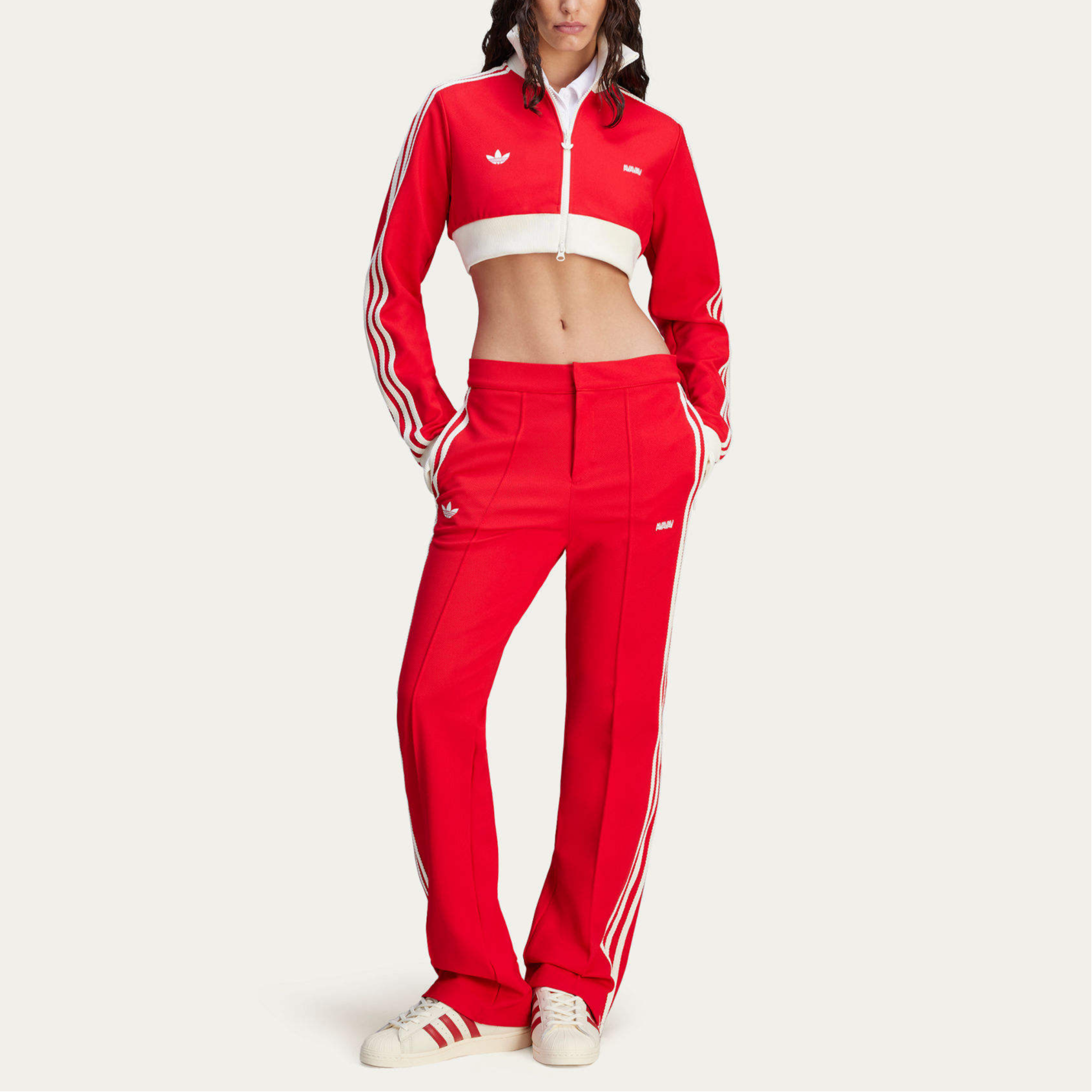 Shop (W) adidas Originals x AVAVAV 紅色FW24時尚拉鍊外套聯名款 JG8784