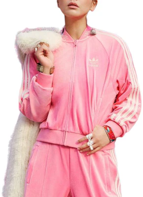 (W) 아디다스 오리지널스 x 페이페이 루안 벨루어 SST 핑크 레트로 자켓 FW23 IX4223 Details for (W) 아디다스 오리지널스 x 페이페이 루안 벨루어 SST 핑크 레트로 자켓 FW23 IX4223