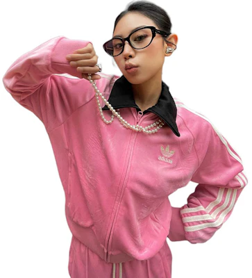 (W) 아디다스 오리지널스 x 페이페이 루안 벨루어 SST 핑크 레트로 자켓 FW23 IX4223 Sizing (W) 아디다스 오리지널스 x 페이페이 루안 벨루어 SST 핑크 레트로 자켓 FW23 IX4223