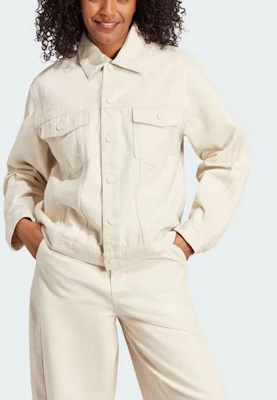 (W) adidas Originals x Ksenia Schnaider Jaket Beige Lengan Panjang Square Neck IJ6624 Lookbook (W) adidas Originals x Ksenia Schnaider Jaket Beige Lengan Panjang Square Neck IJ6624