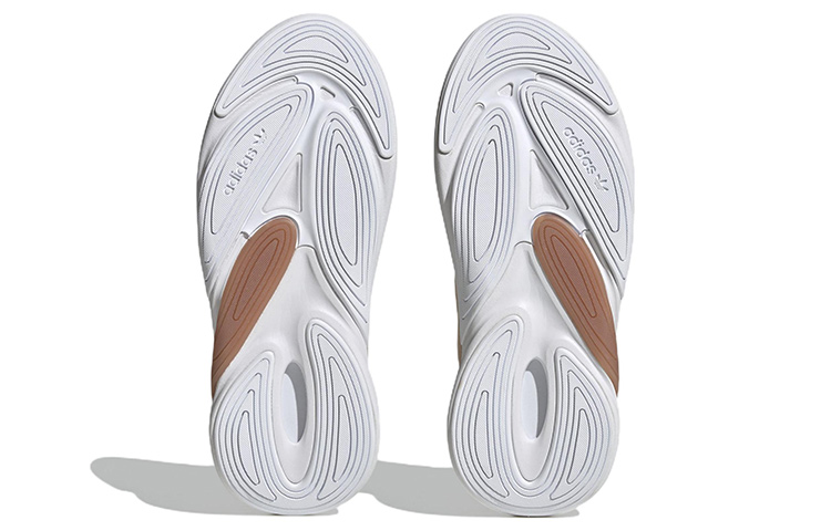 Details for (W) アディダス オゼリア "マジックベージュ レオパード" GY9554