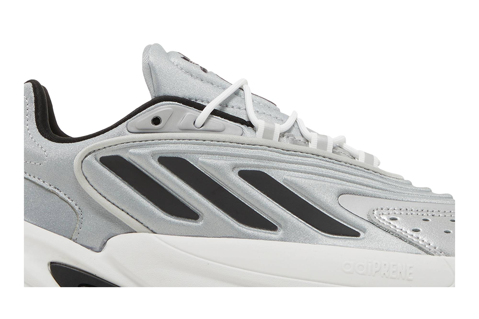 Order （女性）adidas Ozelia '銀色金屬' GX3636