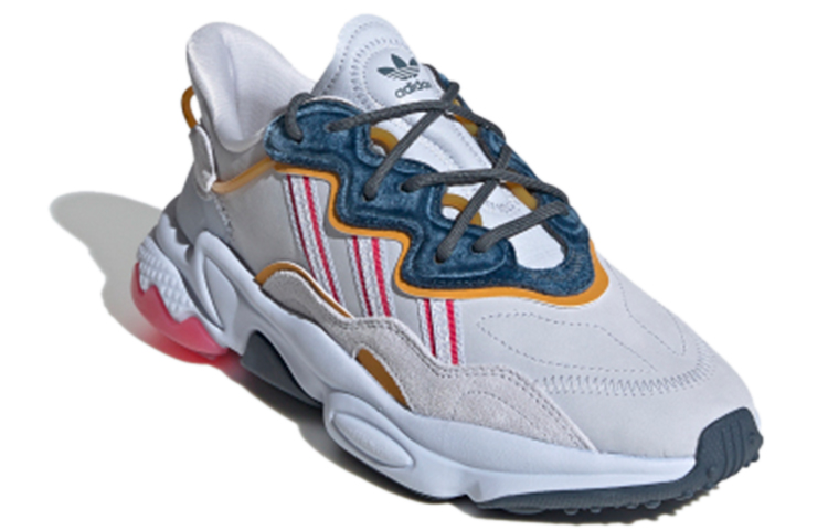 Lookbook (W) アディダス オズウィーゴ “エアロブルー/パワーピンク” FZ1964