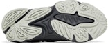 Shop (W) adidas Ozweego 'Gris Ceniza Plata' EE5718