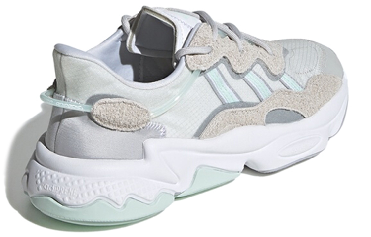 Shop adidas originals Ozweego 減震防滑 低筒 運動休閒鞋 女款 灰白綠