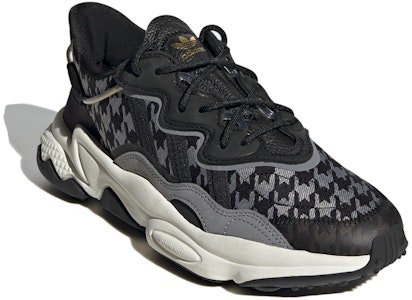 (W) 阿迪达斯 Ozweego '黑色人字结纹' FV9757 Lookbook (W) 阿迪达斯 Ozweego '黑色人字结纹' FV9757