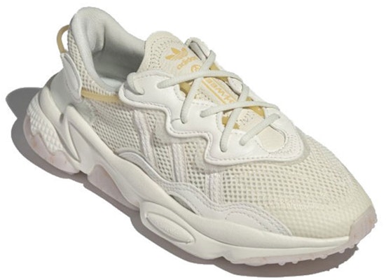 (W) adidas Ozweego 'Off White Purple Tint' - Ungu Pudar Putih GY5445 Lookbook (W) adidas Ozweego 'Off White Purple Tint' - Ungu Pudar Putih GY5445