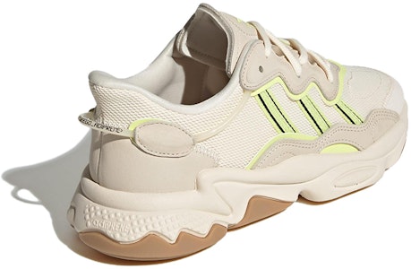 adidas Originals Ozweego 防滑耐磨 低幫 生活休閒鞋 女款 米黃 Shop adidas Originals Ozweego 防滑耐磨 低幫 生活休閒鞋 女款 米黃