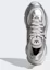 Lookbook (W) Adidas Ozweego Beigenuz Silver Metallic/Abu-Abu/Putih Crystal KI0557