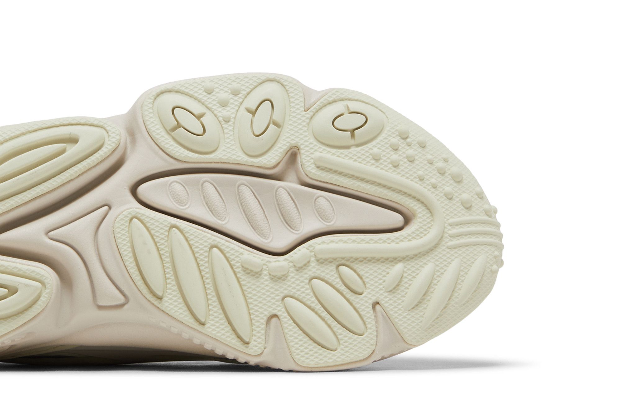 Purchase (W) adidas Ozweego Celox ''Talc Signal Grün'' GZ7279