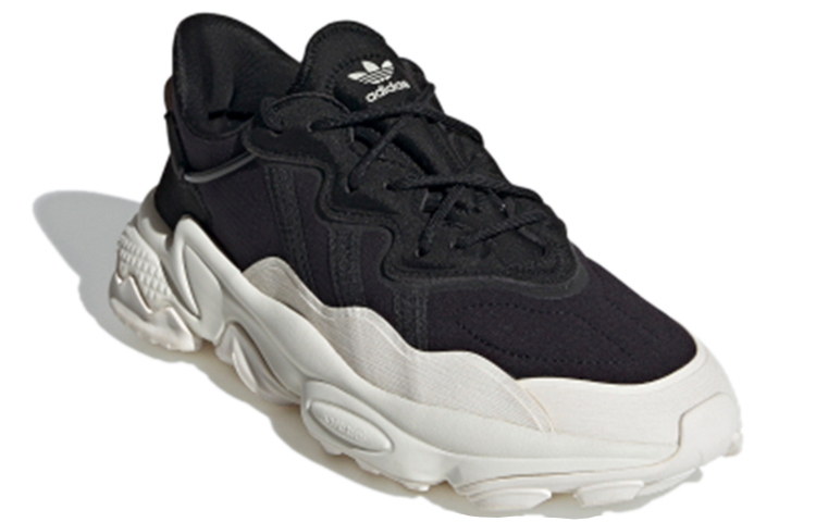 Lookbook (W) アディダス オズウィーゴ TR ブラックオフホワイト FV9760