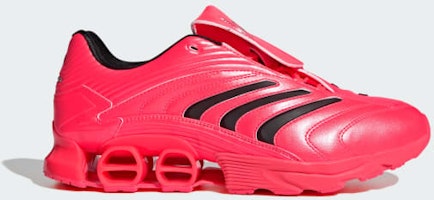 Adidas Predator Megaride Mercedes Football Shoes Turbo/Core Black/Silver Metallic JR9992 Adidas Predator Megaride Mercedes Football Shoes Turbo/Core Black/Silver Metallic JR9992