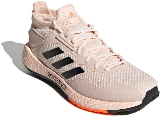 (W) 阿迪达斯 Pulseboost Hd 粉黑色跑鞋 EG9987 Lookbook (W) 阿迪达斯 Pulseboost Hd 粉黑色跑鞋 EG9987