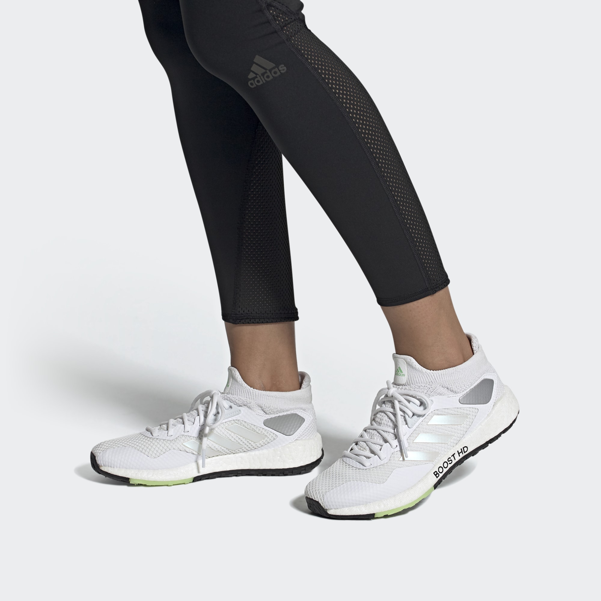 Sizing (W) adidas Pulseboost HD Grigio/Bianco EG9982