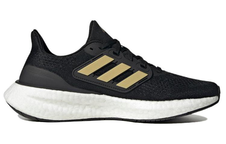 Lookbook （女款）adidas PureBoost 23 '黑金金屬' IF2391