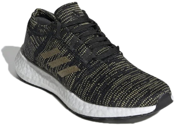 adidas Pureboost Go 女款 黑金 Lookbook adidas Pureboost Go 女款 黑金
