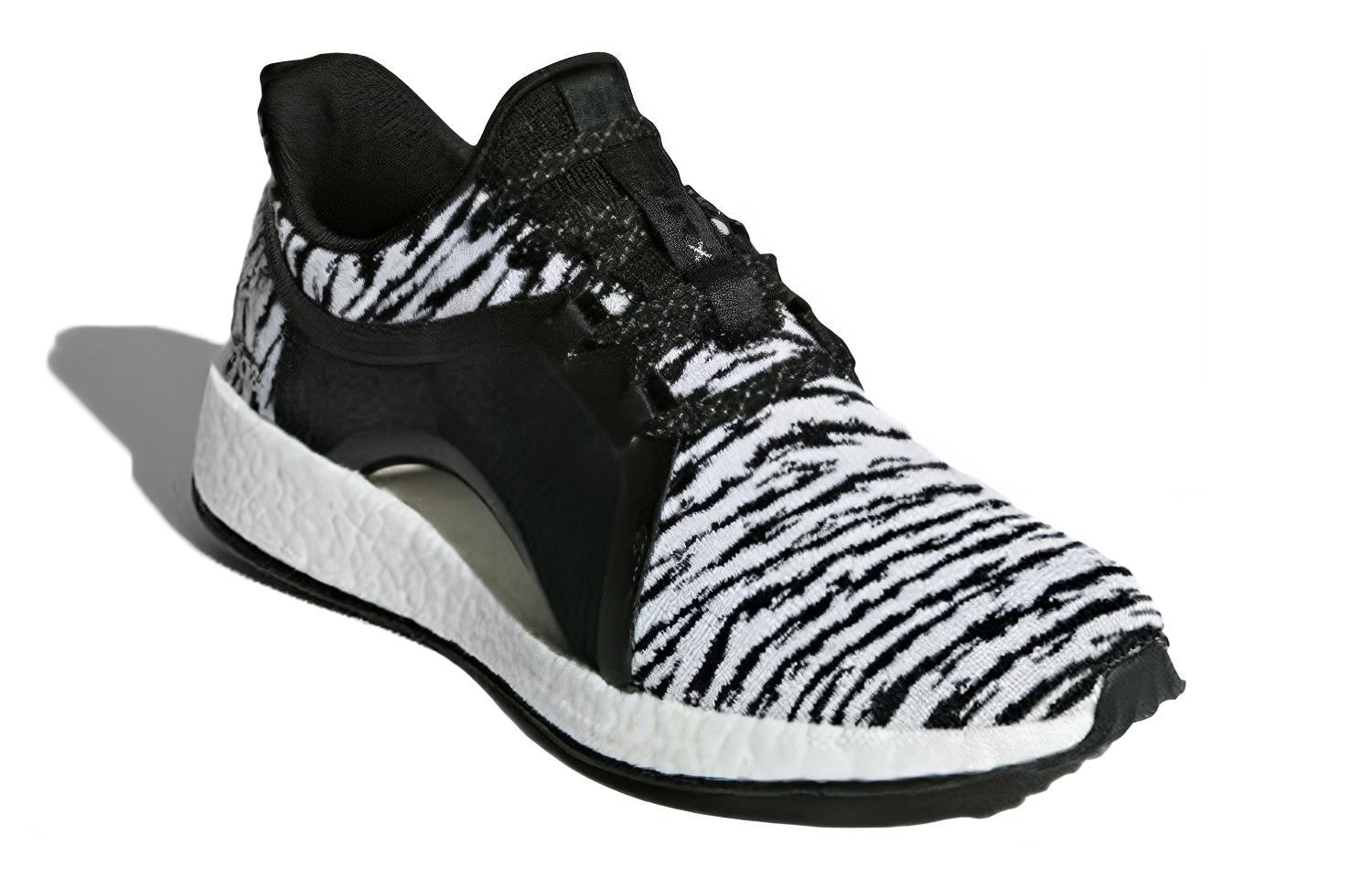Lookbook (W) Scarpe adidas PureBoost X Element Nero/Bianco BB6081