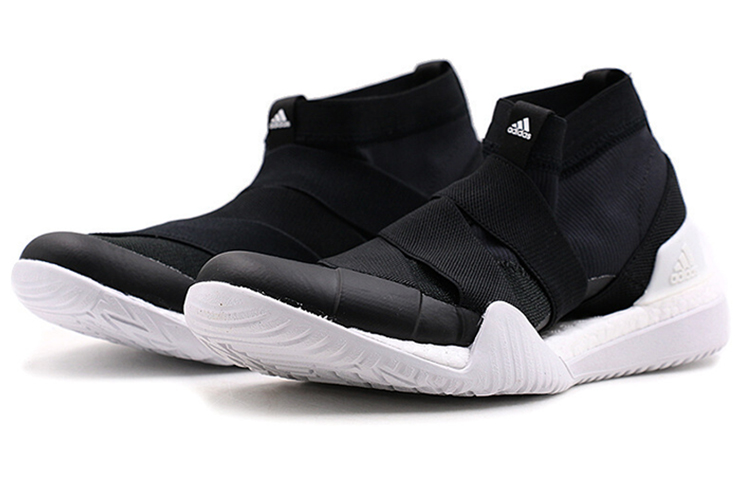 Lookbook (W) 阿迪达斯 PureBoost X Trainer 3.0 LL '黑白' 运动鞋 CG3524