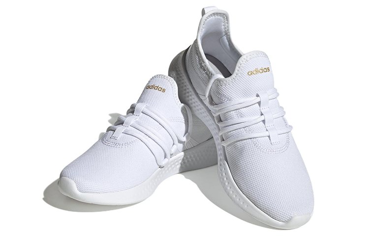 Shop （女性款）adidas Puremotion Adapt 2.0 '白色啞光金' HP9371