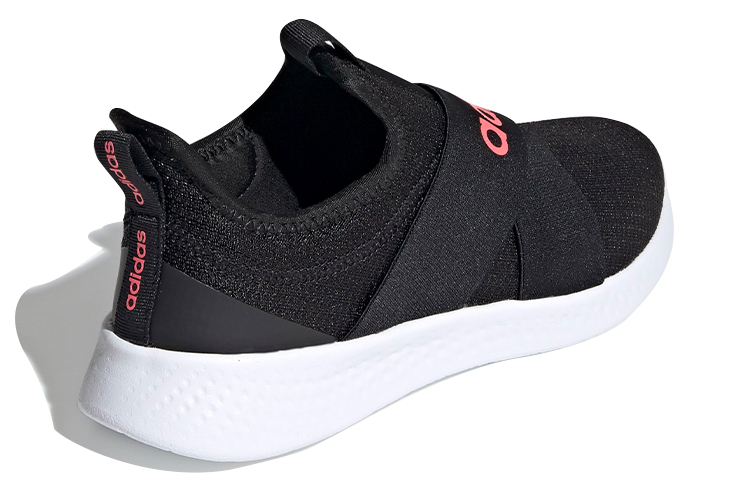 Shop adidas neo Puremotion Adapt 輕便 低幫 跑步鞋 女款 黑粉