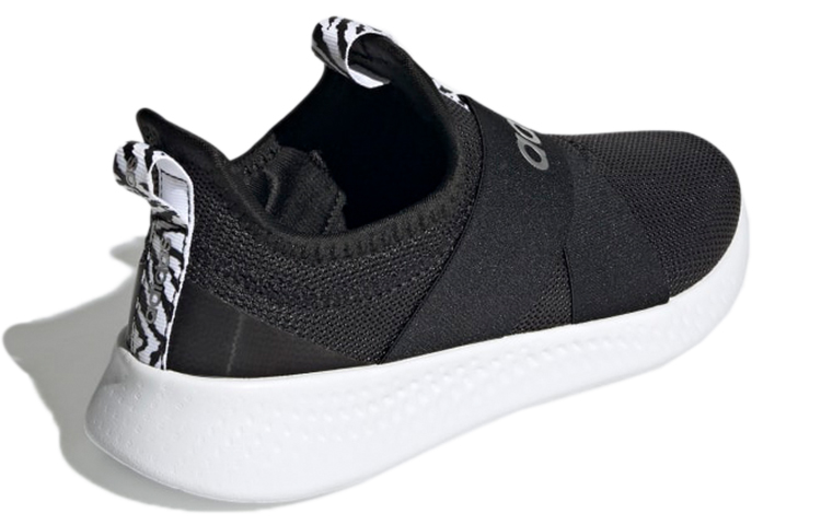 Shop adidas neo Puremotion Adapt 輕便透氣跑步鞋 女士款 黑色