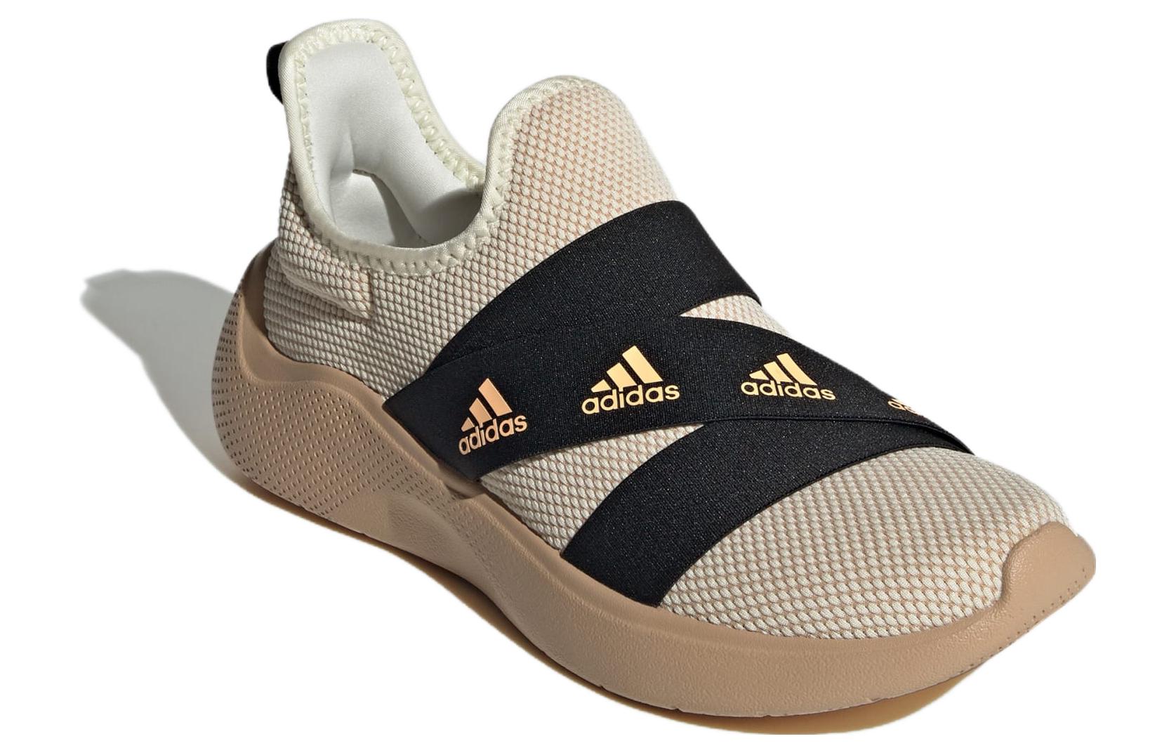 Lookbook （女性）adidas Puremotion Adapt '米白酸橙' IF5574