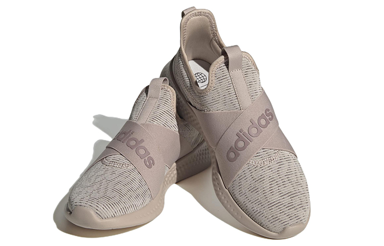 Lookbook （女性）adidas Puremotion Adapt '奇異褐色' H03756