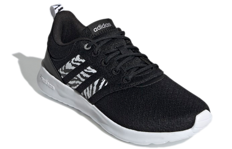 Lookbook adidas neo Qt Racer 2.0 低筒 跑步鞋 女款 黑白