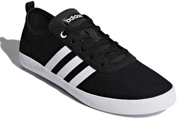 (W) adidas QT Vulc 2.0 'Hitam Teras' DB0152 Lookbook (W) adidas QT Vulc 2.0 'Hitam Teras' DB0152