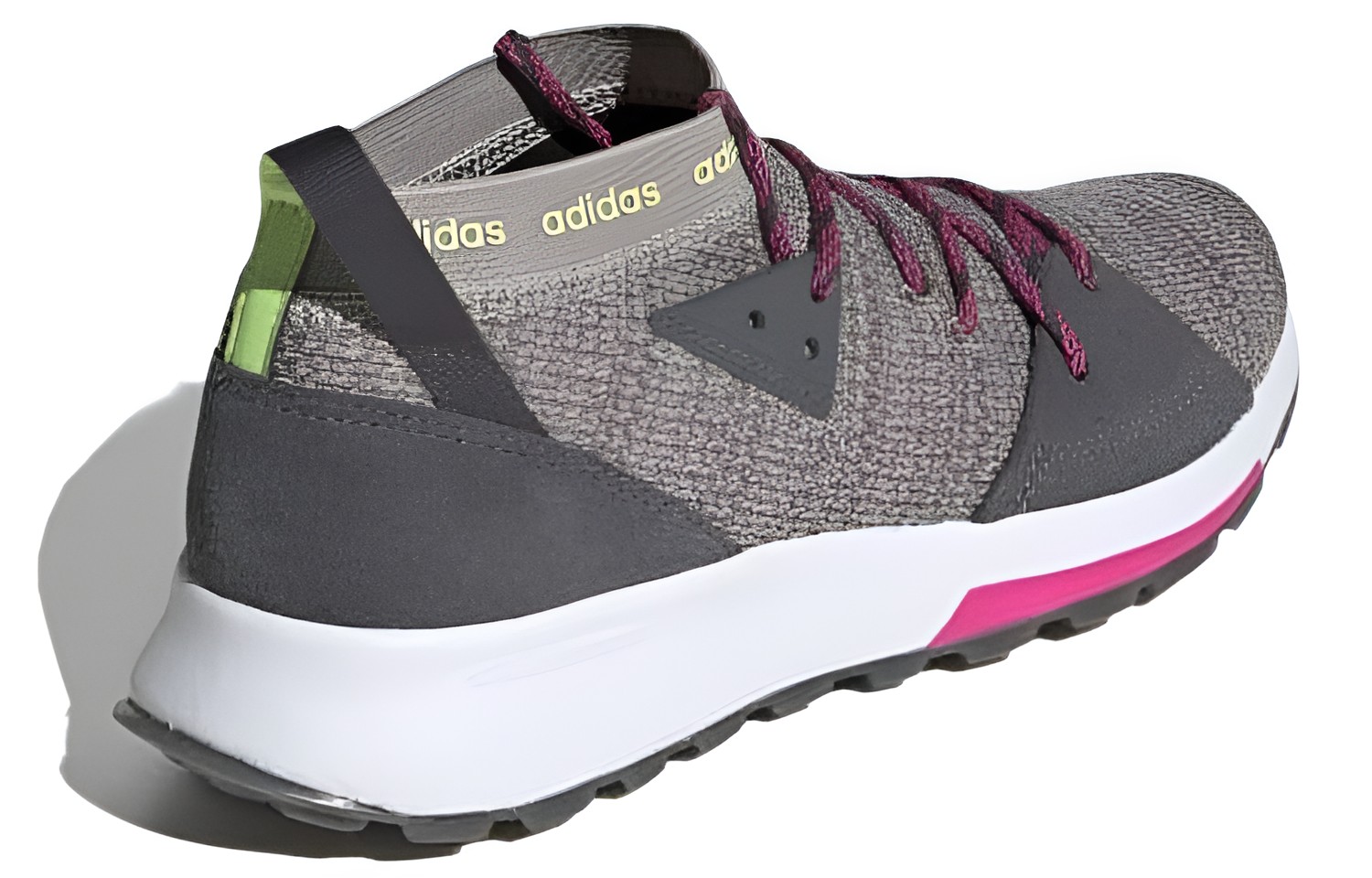 Shop (W) adidas Quesa ''Hellbraun'' F34615