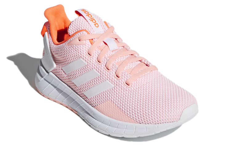 Lookbook (W) adidas Questar Ride ''Rosa Weiß'' DB1307