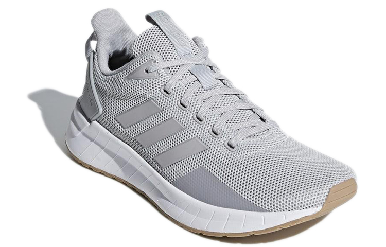 Lookbook (W) adidas Questar Ride Baskets B44831