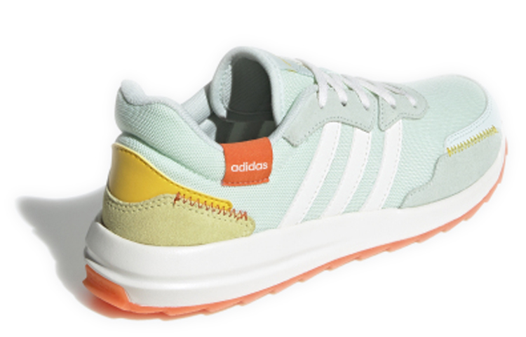 Lookbook (W) adidas Retrorun ''Dash Groen'' EG4221