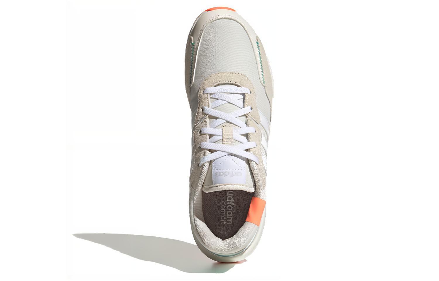 Shop (W) adidas Retrorun 'Putih Signal Coral' EH1858