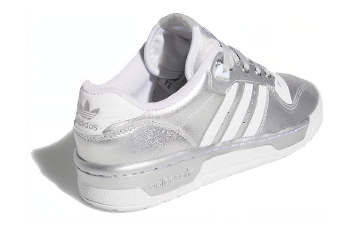 Lookbook 愛迪達經典系列 Rivalry Low 低帮 板鞋 女款 銀色