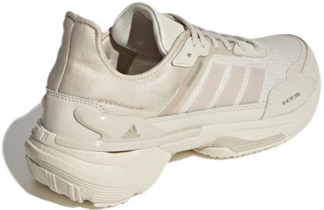 adidas 低筒 跑步鞋 女款 淺褐色 Shop adidas 低筒 跑步鞋 女款 淺褐色