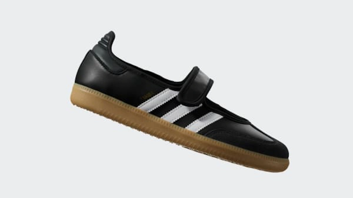(Women) Adidas Samba Jane Cloud White/Carbon/Core Black
