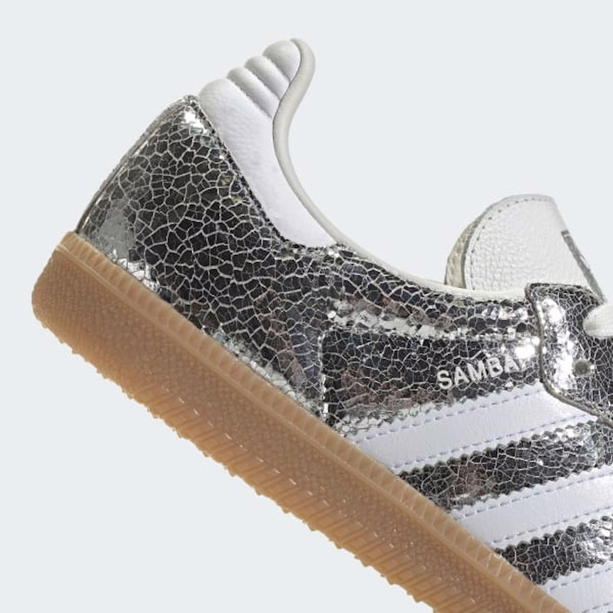 (Women) Adidas Samba OG Silver Metallic/Cloud White/Core White