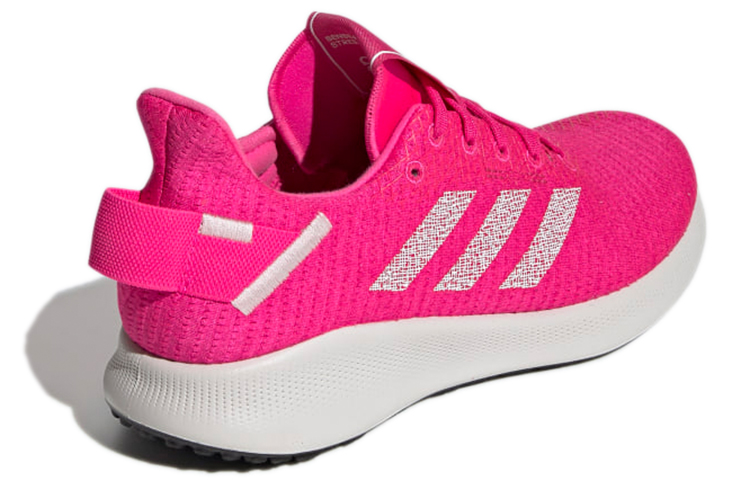 Shop adidas Sensebounce+ Street 舒適透氣 低筒跑步鞋 女款 玫紅