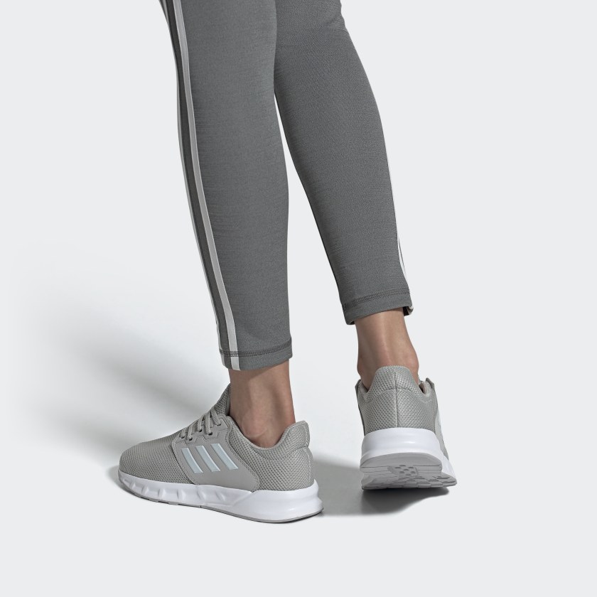 Sizing (W) adidas Showtheway ''Grijs Twee'' FX3751