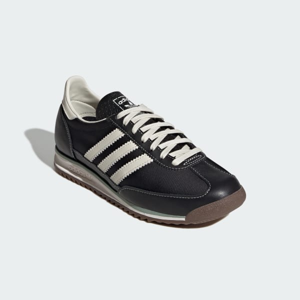 Shop (W) adidas SL 72 OG 鞋款 米白/核心黑/米白 IH9174